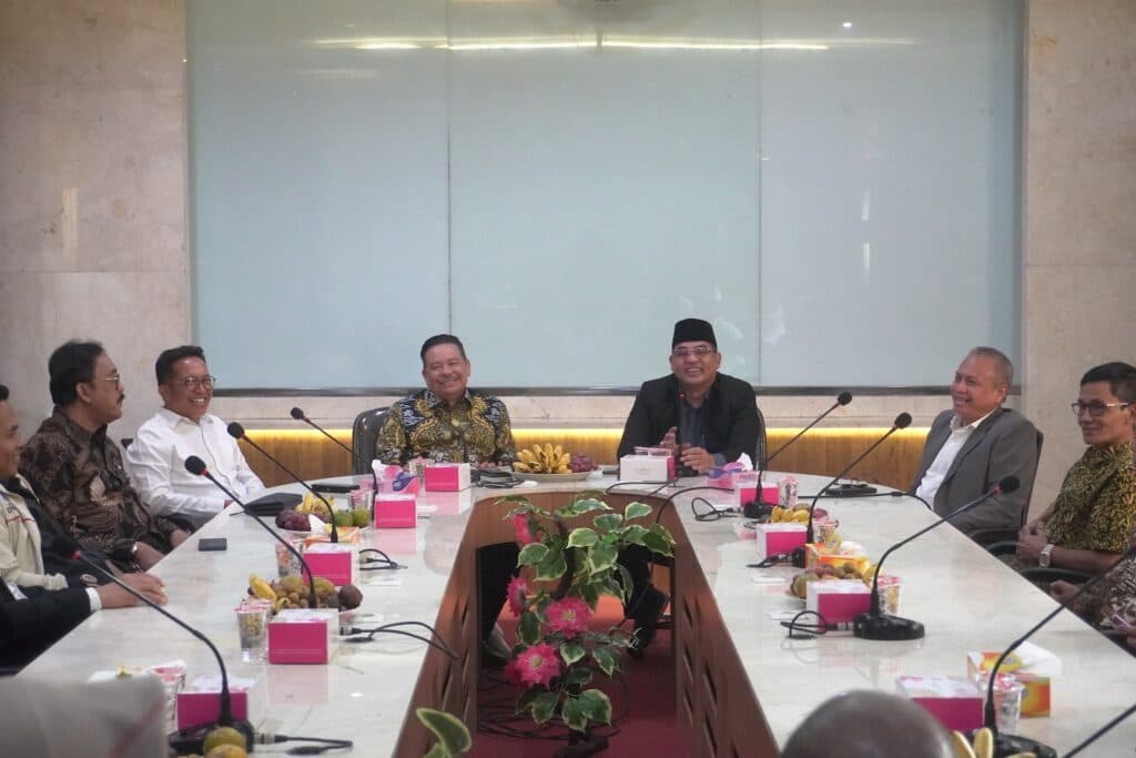 Visit of the Chair of Peradi to the Faculty of Law