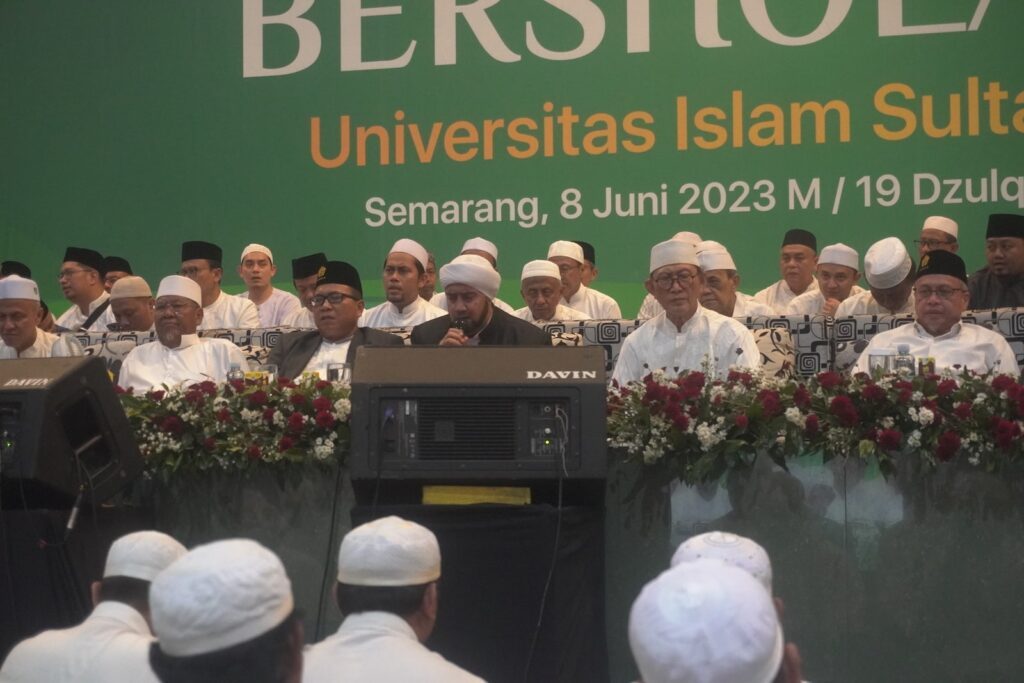 Unissula Bersholawat