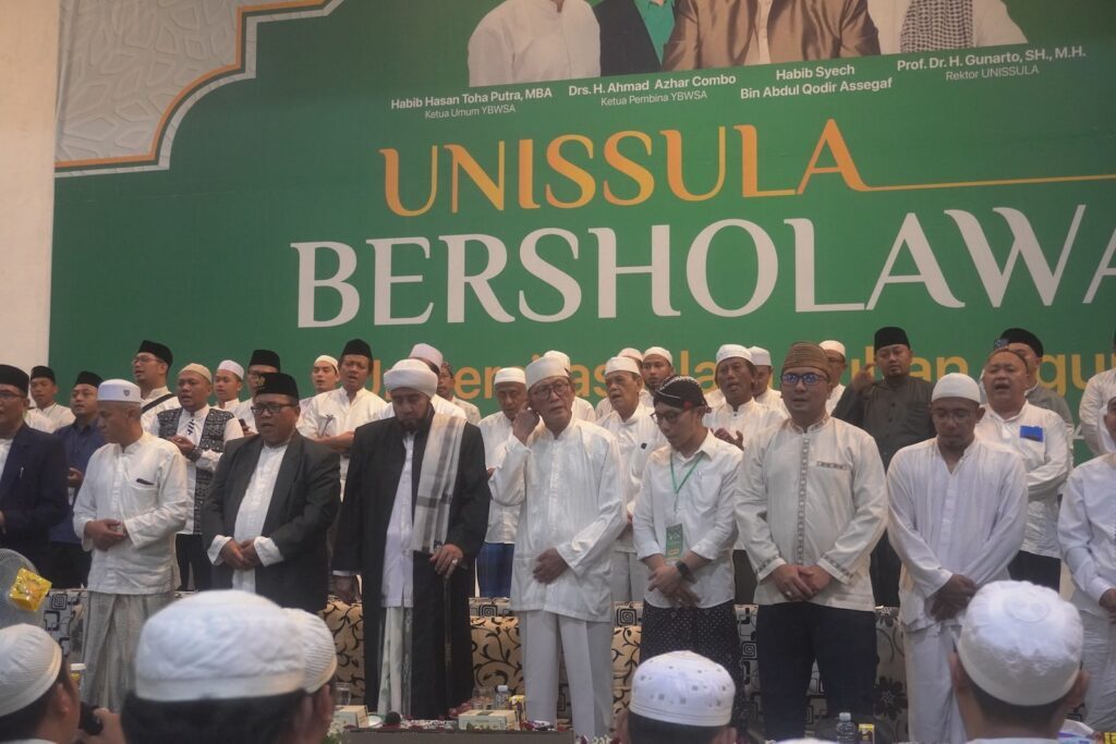 Unissula Bersholawat